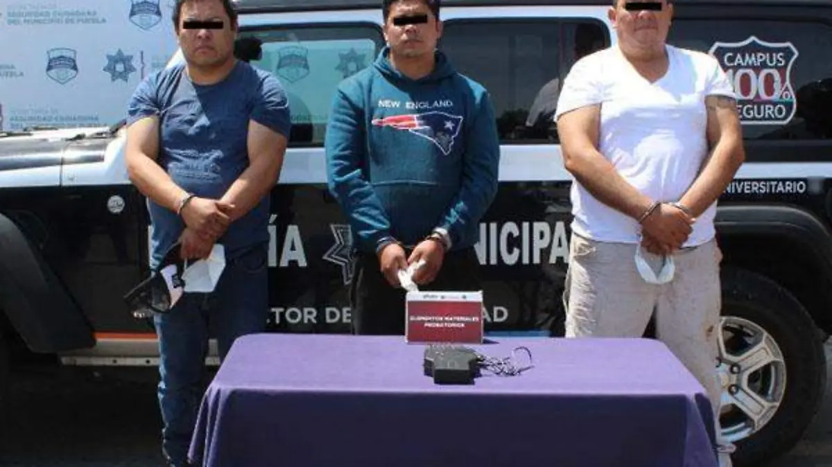 DETENIDOS CAMION DE CARNE